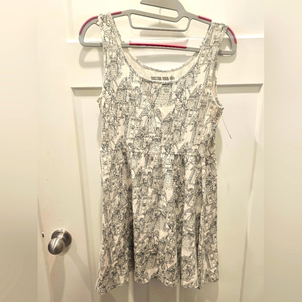Doctor Who Her Universe Skater Dress M TARDIS Dalek Weeping Angel Cyberman Print
